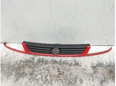 Recambio de rejilla delantera para volkswagen polo berlina (6n1) referencia OEM IAM  OJO VER FOTOS PATILLA ROTA