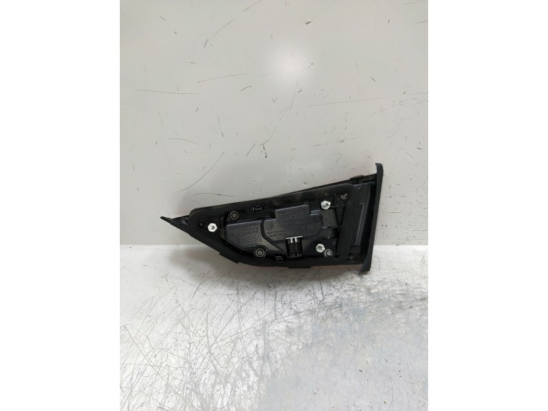 Recambio de piloto trasero izquierdo interior para audi a3 sedán (8vm) referencia OEM IAM 8V5945093D 81710101 