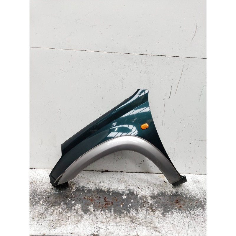 Recambio de aleta delantera izquierda para toyota rav 4 (a2) referencia OEM IAM   