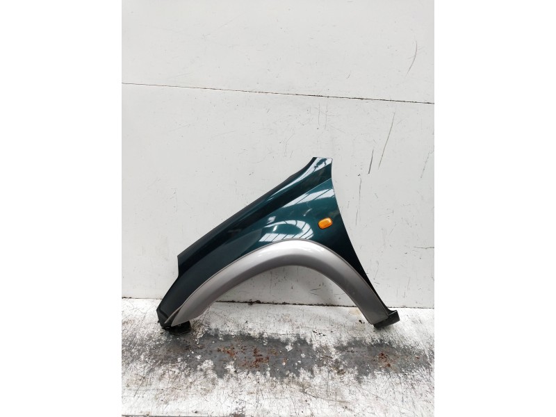 Recambio de aleta delantera izquierda para toyota rav 4 (a2) referencia OEM IAM   