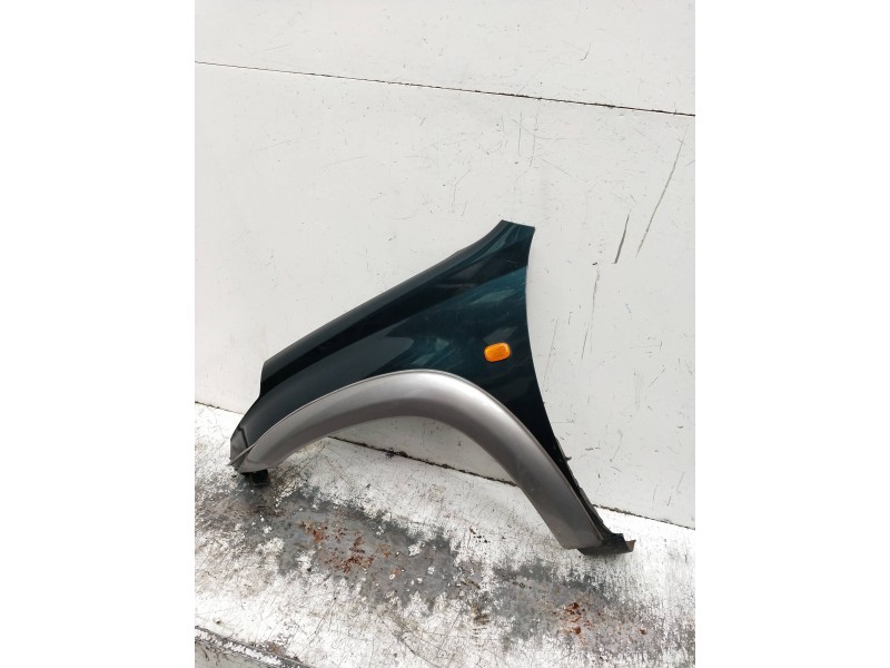Recambio de aleta delantera izquierda para toyota rav 4 (a2) referencia OEM IAM   
