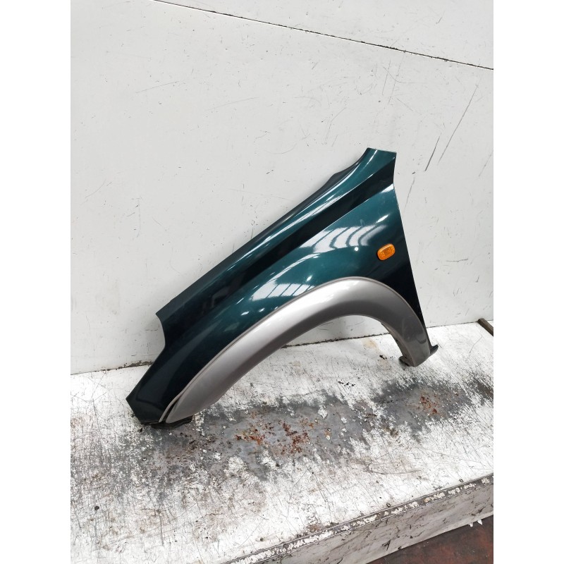 Recambio de aleta delantera izquierda para toyota rav 4 (a2) referencia OEM IAM   