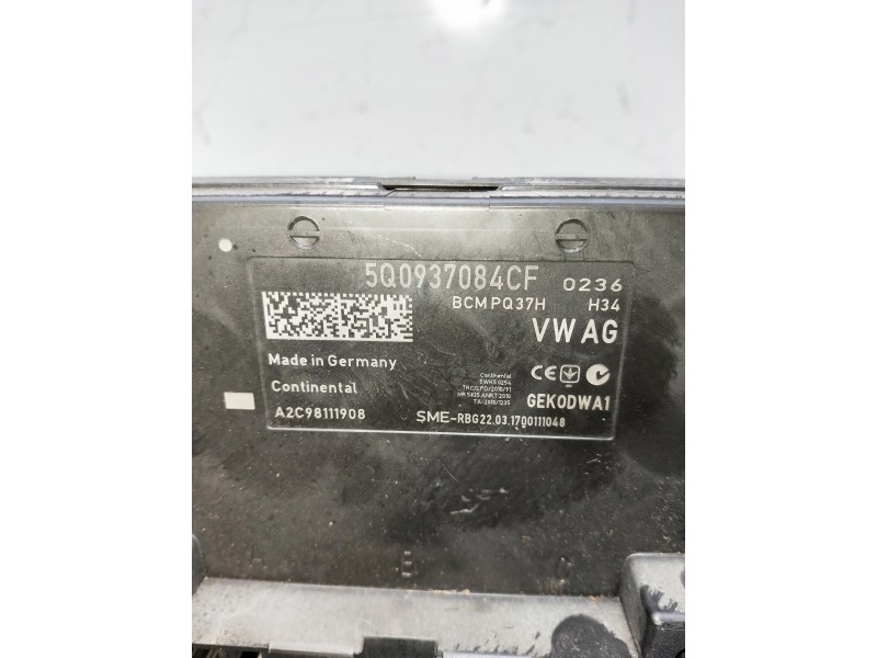 Recambio de modulo electronico para audi a3 sedán (8vm) referencia OEM IAM 5Q0937084CF A2C98111908 A2C5339428805