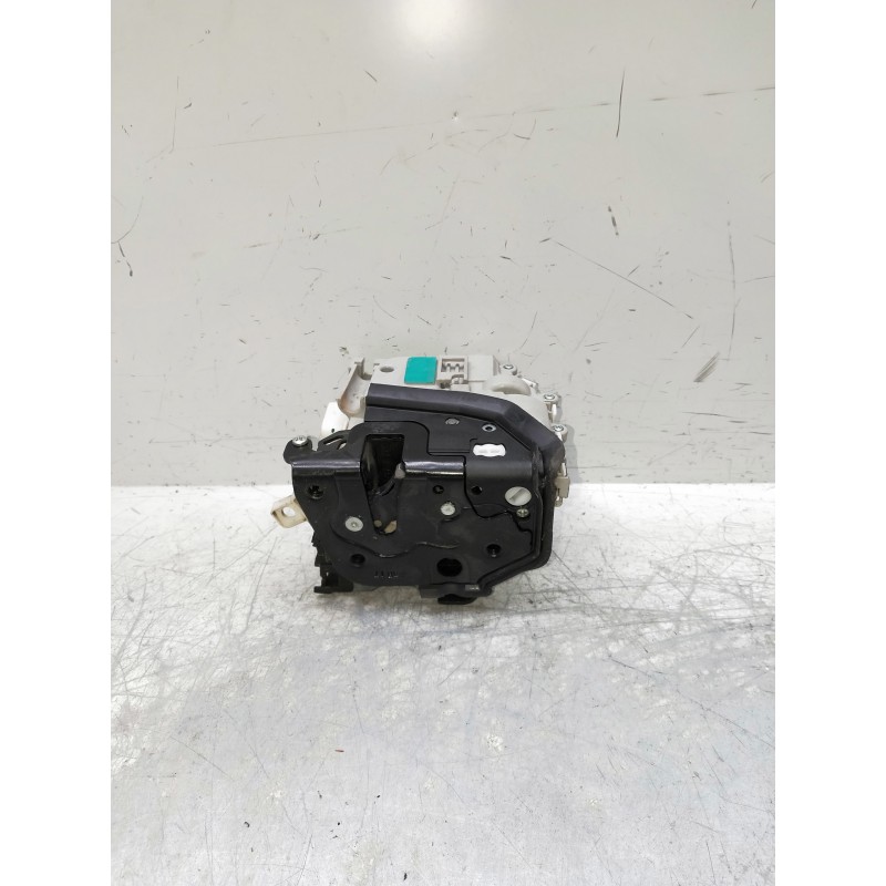 Recambio de motor cierre centralizado delantero derecho para audi a3 sedán (8vm) referencia OEM IAM 8X1837016C  5P