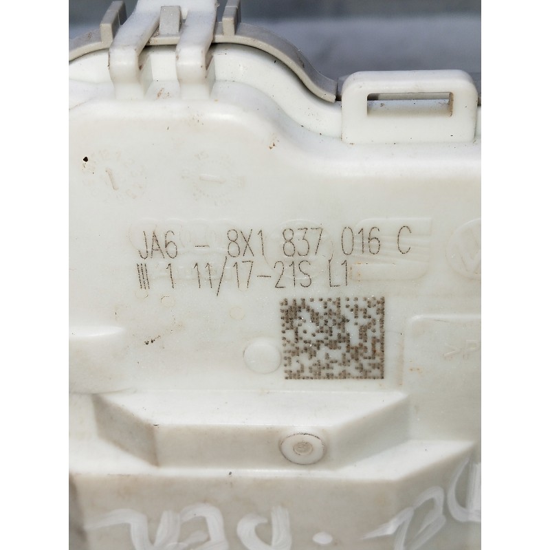 Recambio de motor cierre centralizado delantero derecho para audi a3 sedán (8vm) referencia OEM IAM 8X1837016C  5P