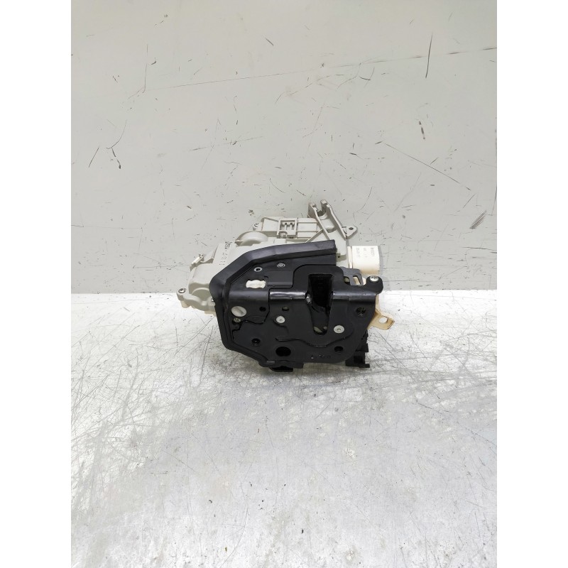 Recambio de motor cierre centralizado trasero izquierdo para audi a3 sedán (8vm) referencia OEM IAM 4G839015E  5P