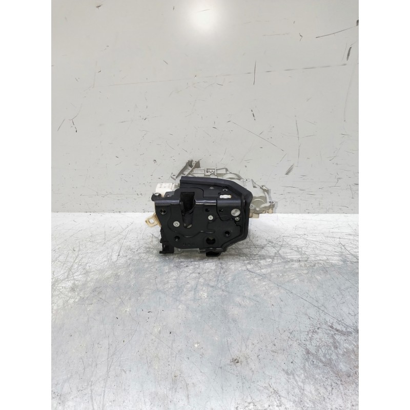 Recambio de motor cierre centralizado trasero derecho para audi a3 sedán (8vm) referencia OEM IAM 4G0839016E  5P