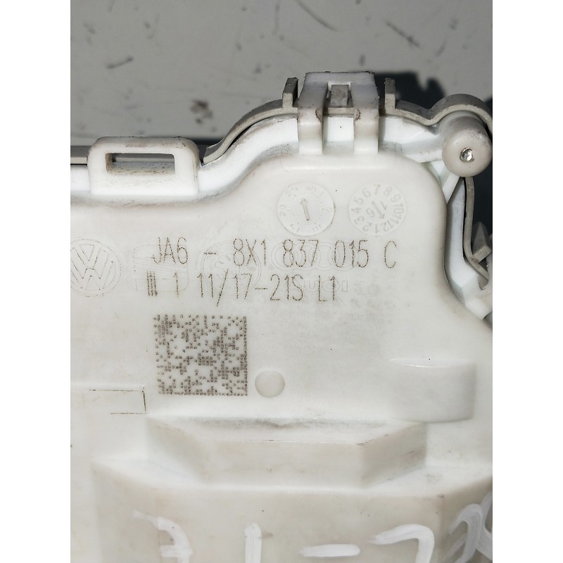 Recambio de motor cierre centralizado delantero izquierdo para audi a3 sedán (8vm) referencia OEM IAM 8X1837015C  5P