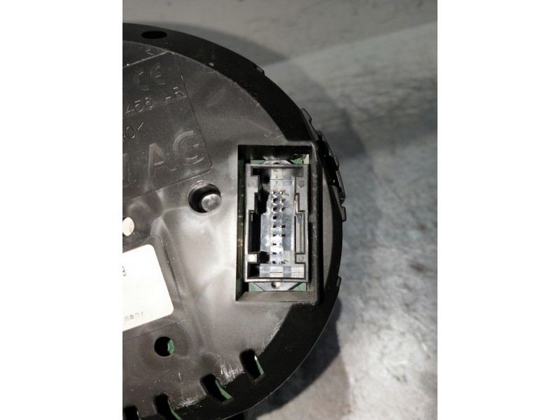 Recambio de cuadro instrumentos para audi a3 sedán (8vm) referencia OEM IAM 8V0920872P A2C53427456 1755030454
