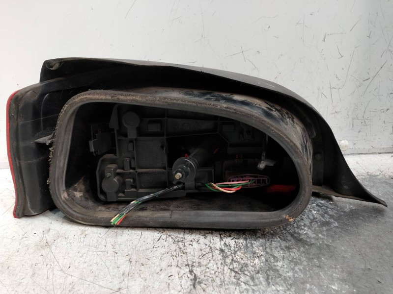 Recambio de piloto trasero derecho para citroen saxo referencia OEM IAM   