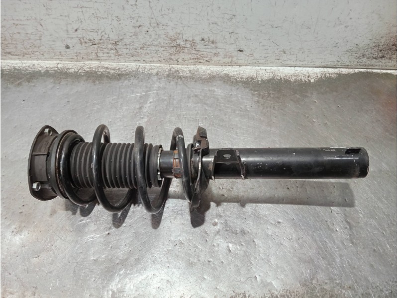 Recambio de amortiguador delantero derecho para seat leon (5f1) referencia OEM IAM 5Q0413031FJ  