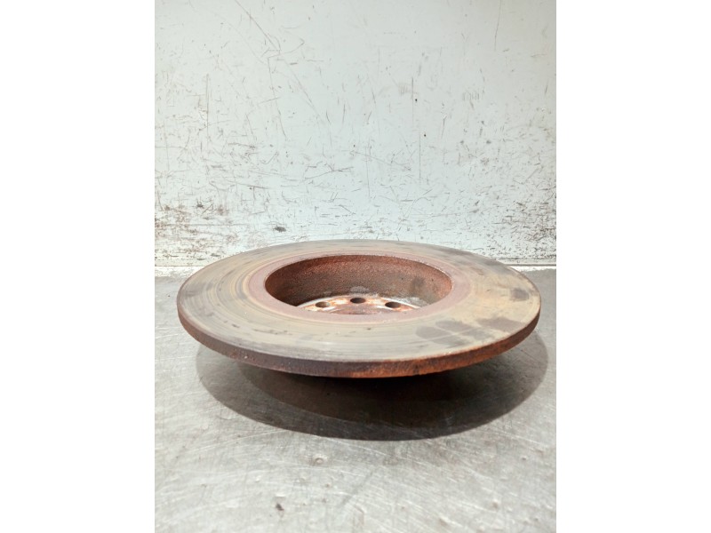 Recambio de disco freno trasero para seat leon (5f1) referencia OEM IAM   