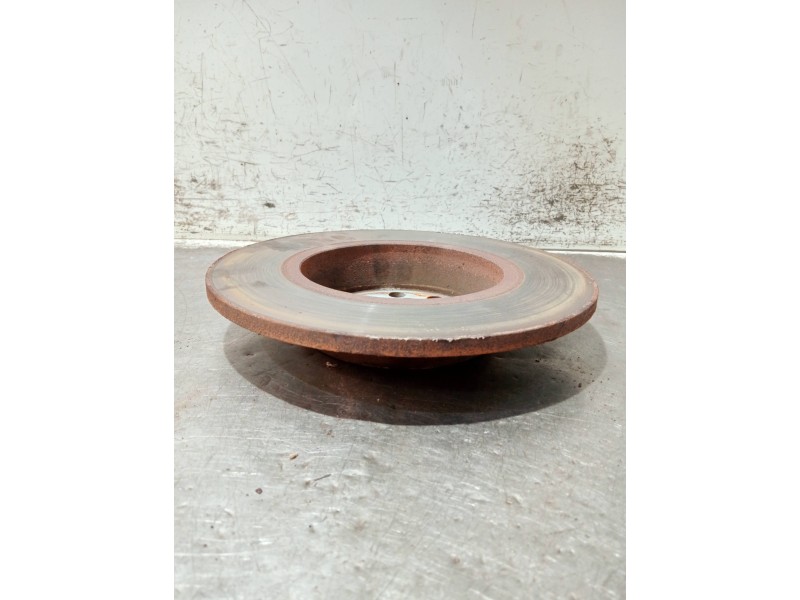 Recambio de disco freno trasero para seat leon (5f1) referencia OEM IAM   
