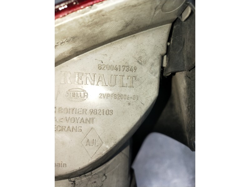 Recambio de piloto trasero izquierdo para renault megane ii familiar referencia OEM IAM 8200417349 2VP98200601 