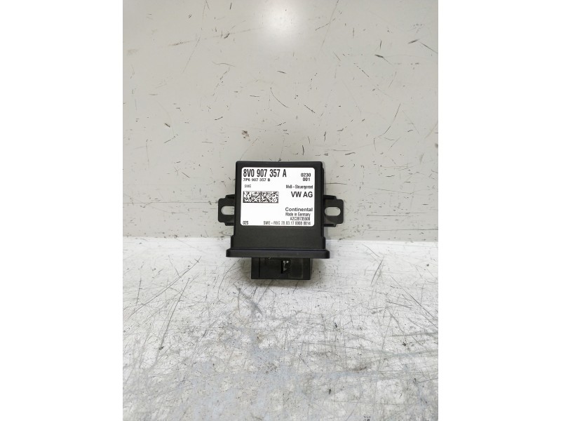 Recambio de modulo electronico para audi a3 sedán (8vm) referencia OEM IAM 8V0907357A 7P6907357B A2C39735500
