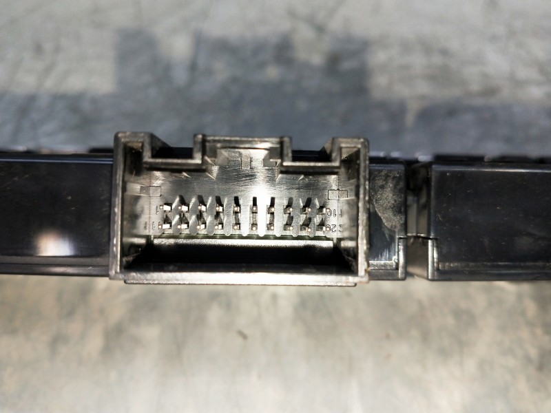 Recambio de mando multifuncion para audi a3 sedán (8vm) referencia OEM IAM TJT10136791 8V0925301FH 