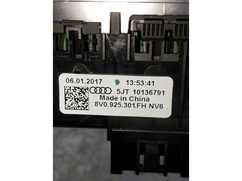 Recambio de mando multifuncion para audi a3 sedán (8vm) referencia OEM IAM TJT10136791 8V0925301FH 