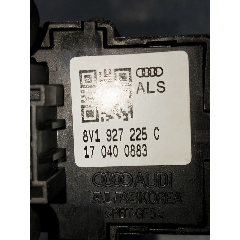 Recambio de mando multifuncion para audi a3 sedán (8vm) referencia OEM IAM 8V1927225C 170400883 FRENO DE MANO ELÉCTRICO