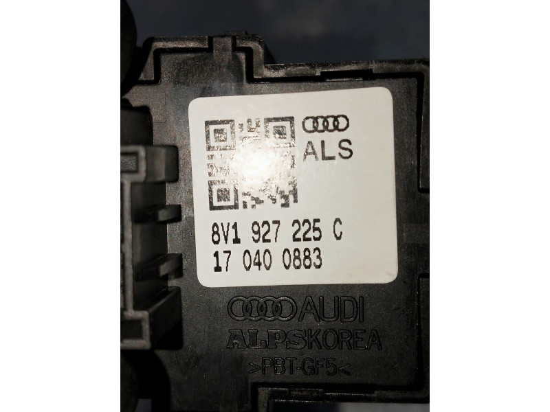 Recambio de mando multifuncion para audi a3 sedán (8vm) referencia OEM IAM 8V1927225C 170400883 FRENO DE MANO ELÉCTRICO