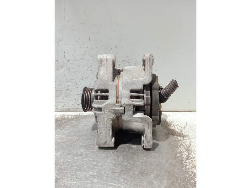 Recambio de alternador para opel corsa d 1.4 16v referencia OEM IAM 13222930 0124325171 