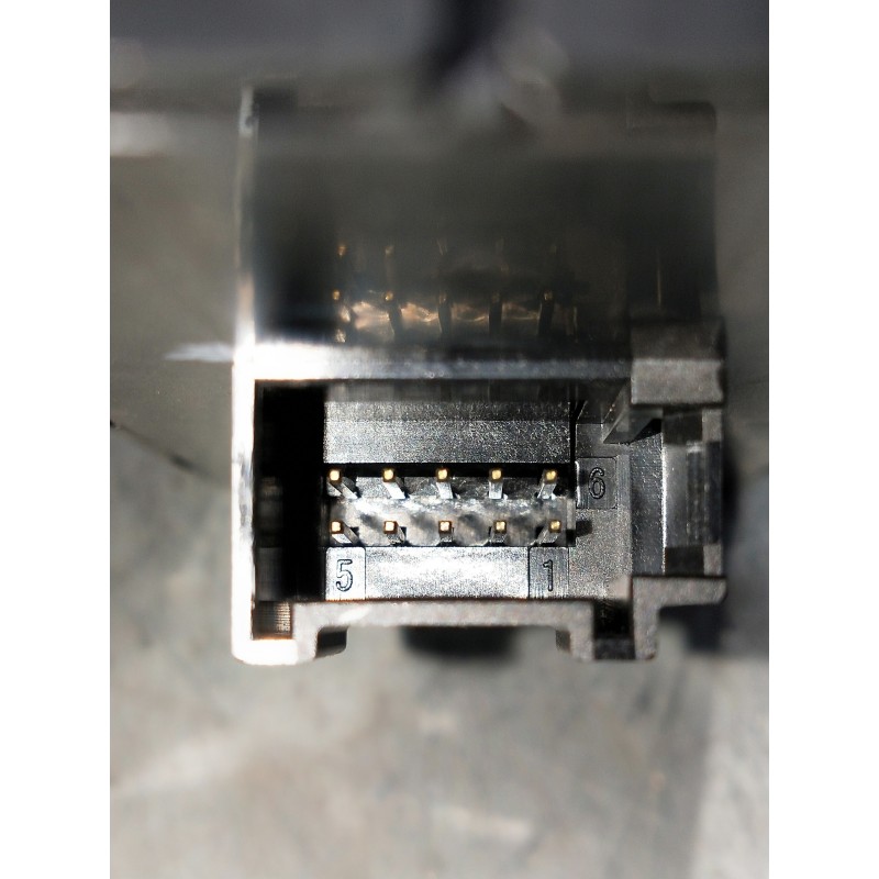 Recambio de mando elevalunas delantero izquierdo para audi a3 sedán (8vm) referencia OEM IAM 8V0959851L 170452 5P