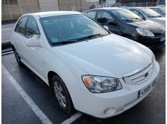 kia cerato del año 2004