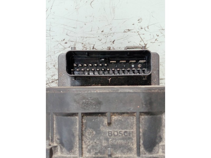 Recambio de abs para toyota corolla (e12) 2.0 d-4d sol berlina referencia OEM IAM 0273004571 0265216850 4451002050