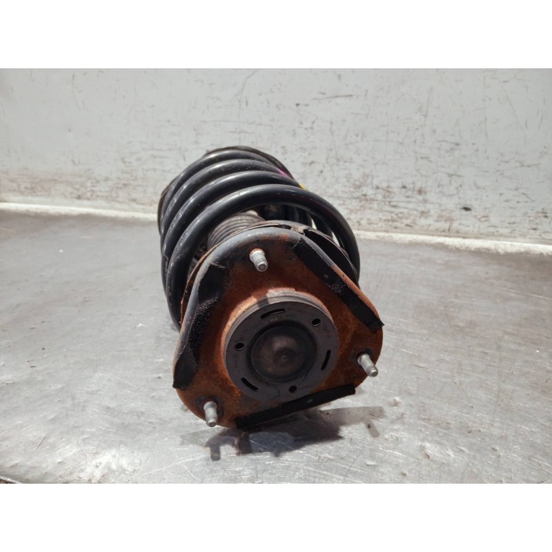 Recambio de amortiguador delantero derecho para toyota corolla (e12) 2.0 d-4d sol berlina referencia OEM IAM 4851002211  