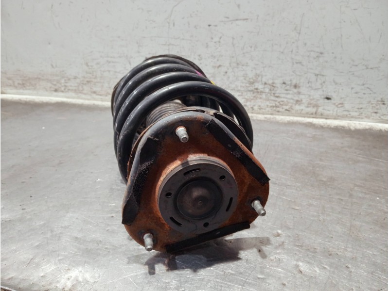 Recambio de amortiguador delantero derecho para toyota corolla (e12) 2.0 d-4d sol berlina referencia OEM IAM 4851002211  