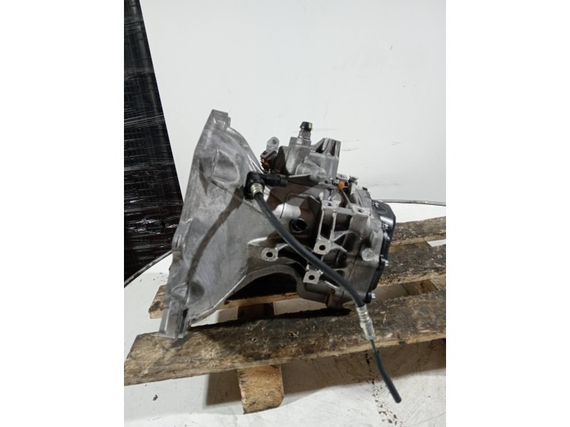 Recambio de caja cambios para opel corsa d 1.4 16v referencia OEM IAM B0823 B082324552C518 5V
