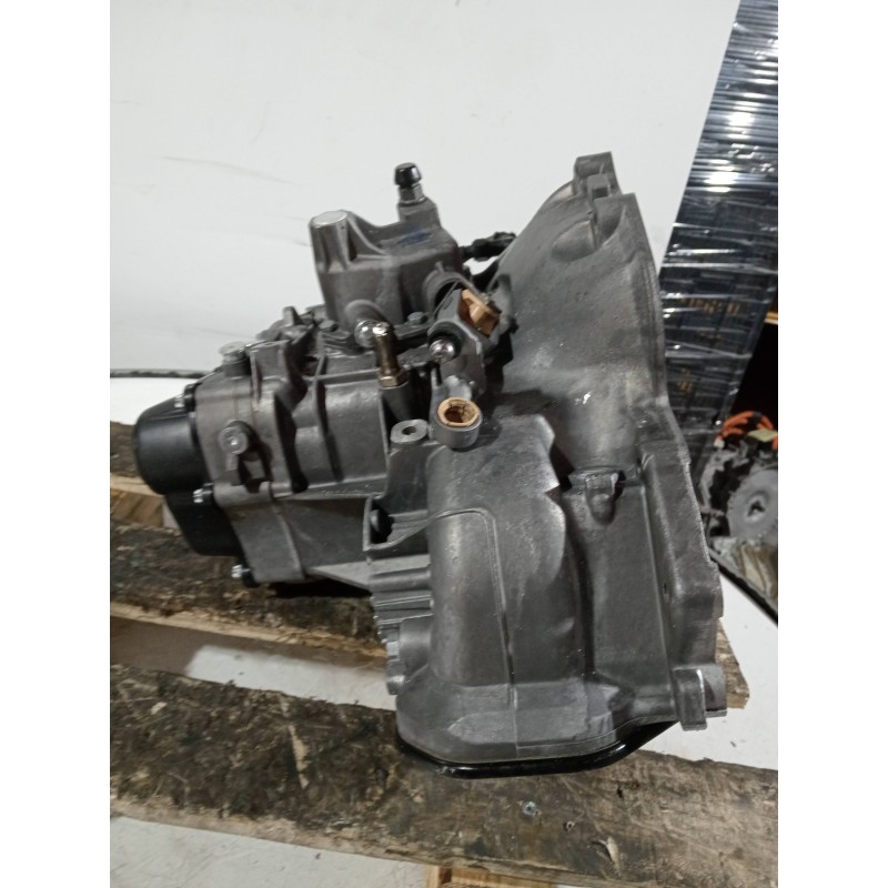 Recambio de caja cambios para opel corsa d 1.4 16v referencia OEM IAM B0823 B082324552C518 5V