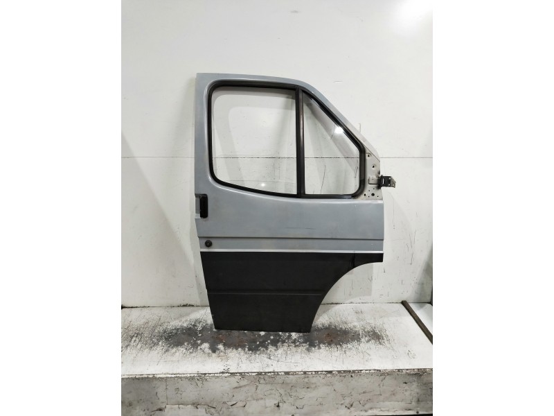 Recambio de puerta delantera derecha para ford transit, caja cerrada 86/92 referencia OEM IAM   6P
