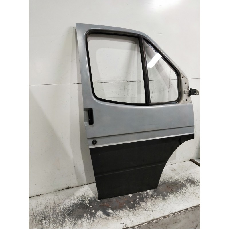Recambio de puerta delantera derecha para ford transit, caja cerrada 86/92 referencia OEM IAM   6P