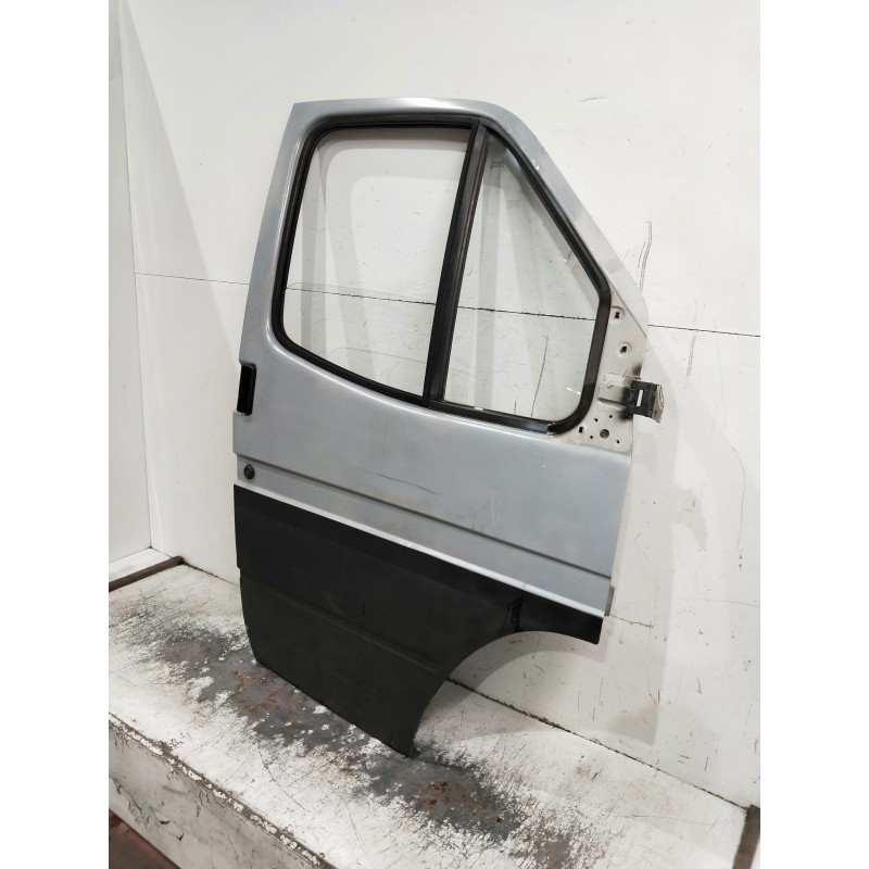 Recambio de puerta delantera derecha para ford transit, caja cerrada 86/92 referencia OEM IAM   6P