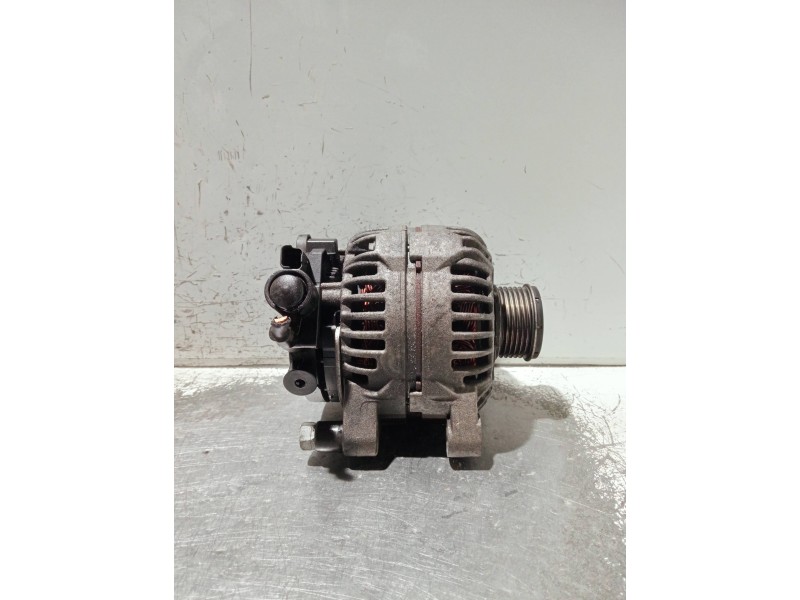 Recambio de alternador para citroen xsara picasso referencia OEM IAM 9646321880 0124525035 