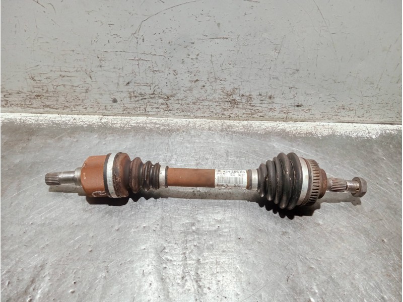 Recambio de transmision delantera izquierda para citroen xsara picasso referencia OEM IAM 9642426680  