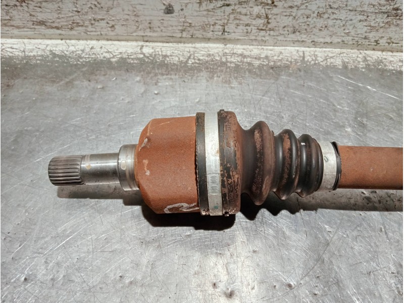 Recambio de transmision delantera izquierda para citroen xsara picasso referencia OEM IAM 9642426680  