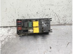 Recambio de caja reles / fusibles para mercedes clase e (w210) berlina diesel referencia OEM IAM A0025451801 28565506 