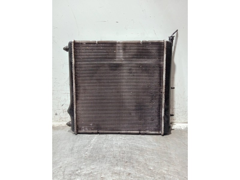 Recambio de radiador agua para peugeot 207 1.4 hdi referencia OEM IAM 870960400 870860400 