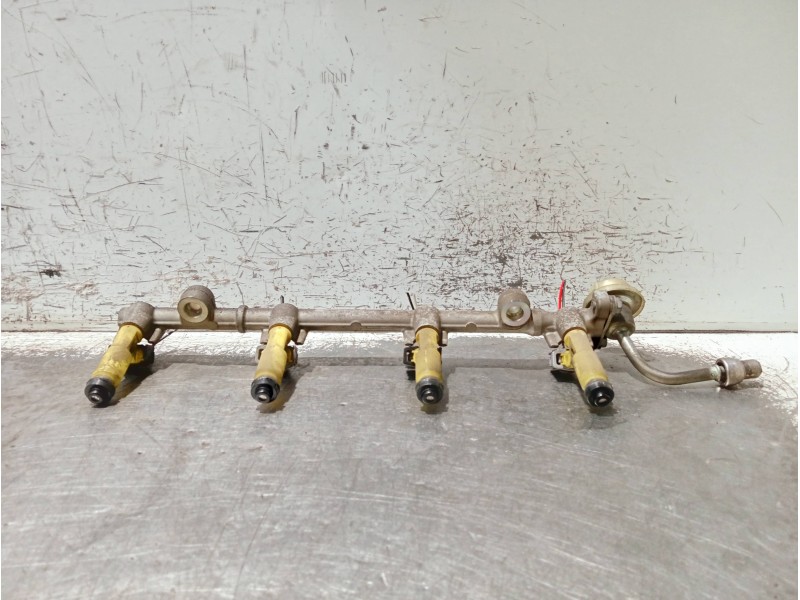 Recambio de rampa inyectora para toyota rav 4 (a2) referencia OEM IAM   