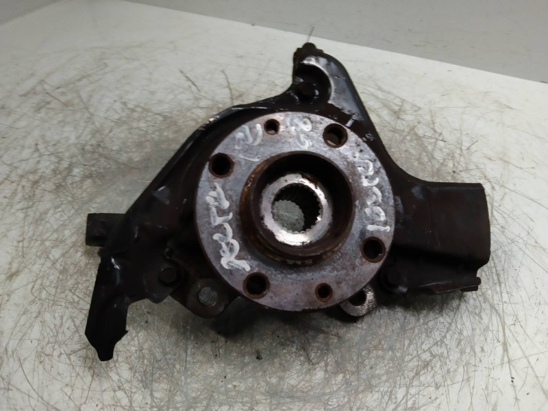 Recambio de mangueta delantera izquierda para lancia delta (181) argento referencia OEM IAM   