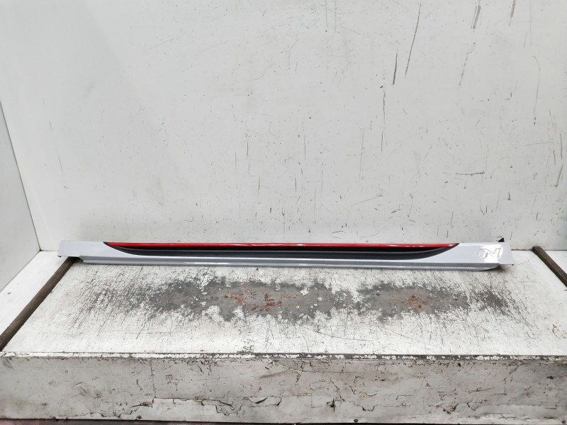 Recambio de faldon lateral para hyundai kona n os referencia OEM IAM 8775413000  DERECHO