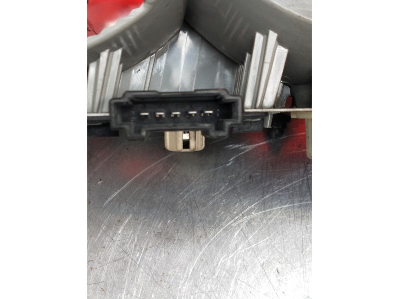 Recambio de piloto trasero derecho para mercedes clase e (w210) berlina diesel referencia OEM IAM A21082034 3180021391 