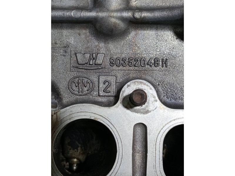 Recambio de culata para chrysler voyager (rg) 2.8 crd cat referencia OEM IAM VM64C 90352048H 