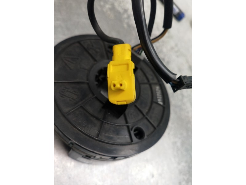 Recambio de anillo airbag para mercedes clase e (w210) berlina diesel referencia OEM IAM 0025426518  