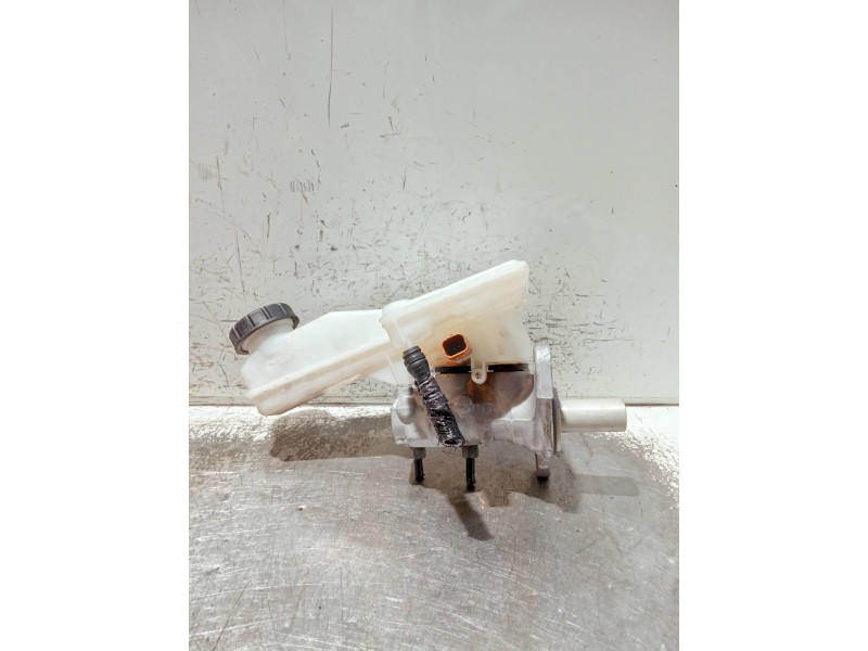 Recambio de bomba freno para peugeot 208 (p2) referencia OEM IAM 32672071 A005P990 