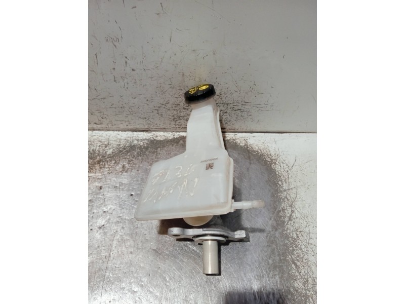 Recambio de bomba freno para peugeot 208 (p2) referencia OEM IAM 32672071 A005P990 