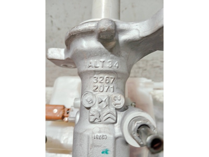 Recambio de bomba freno para peugeot 208 (p2) referencia OEM IAM 32672071 A005P990 