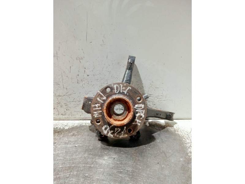 Recambio de mangueta delantera derecha para peugeot 208 (p2) referencia OEM IAM   