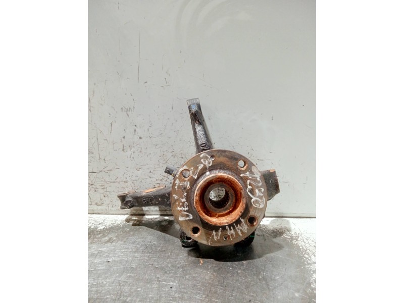 Recambio de mangueta delantera izquierda para peugeot 208 (p2) referencia OEM IAM   